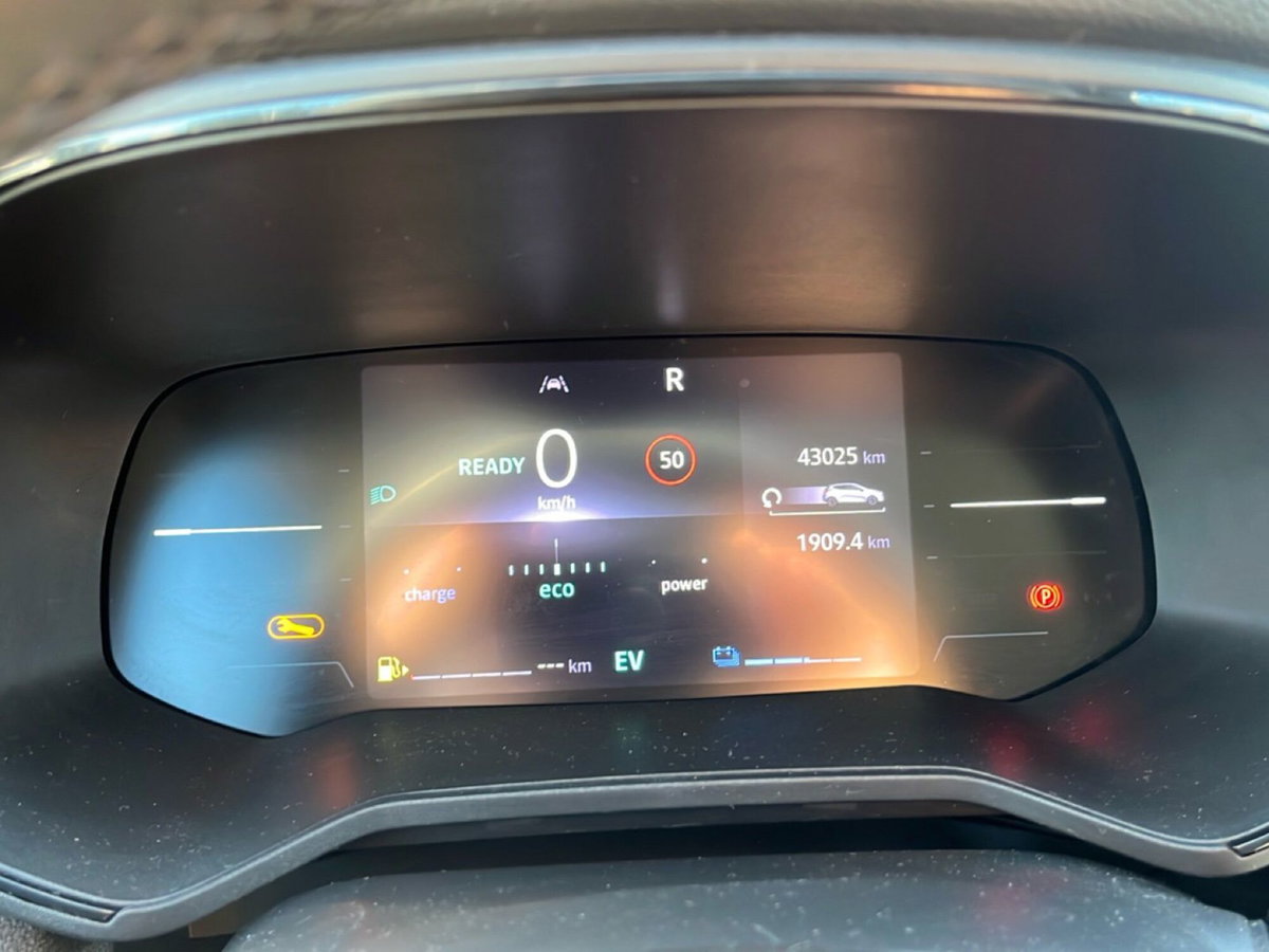 Renault Clio Full Hybrid E-Tech 145 CV 5 porte Evolution (16)