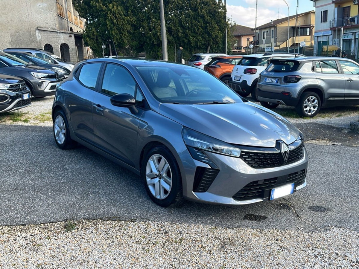 Renault Clio Full Hybrid E-Tech 145 CV 5 porte Evolution (7)