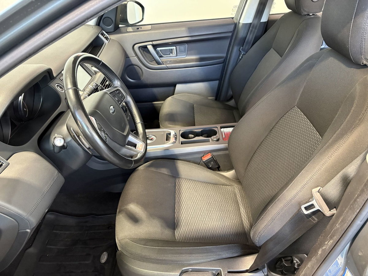 Land Rover Discovery Sport 2.0 TD4 150 CV Pure (11)