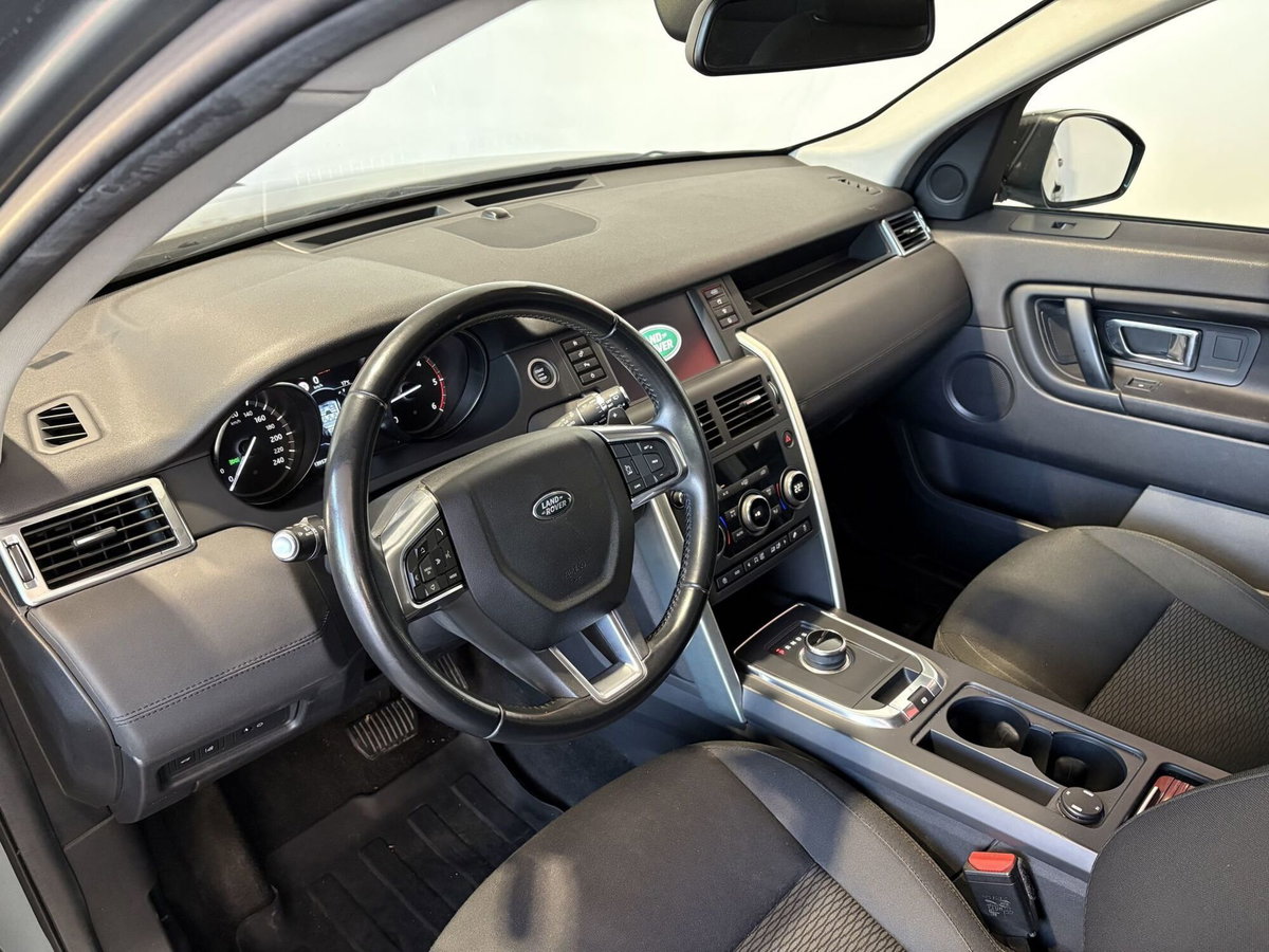 Land Rover Discovery Sport 2.0 TD4 150 CV Pure (14)