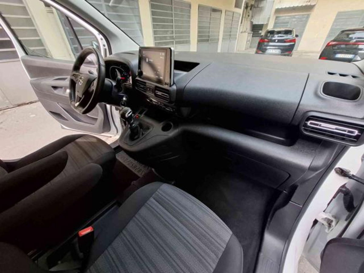 Opel Combo Life 1.5D 100 CV S&S Advance (10)