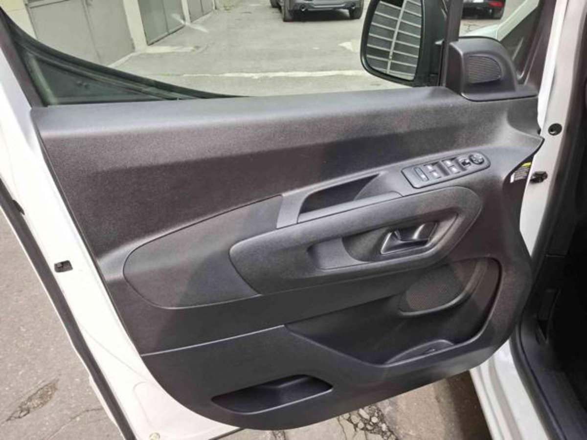 Opel Combo Life 1.5D 100 CV S&S Advance (6)