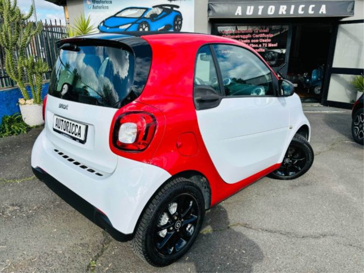 smart Fortwo 70 1.0 Urban (4)
