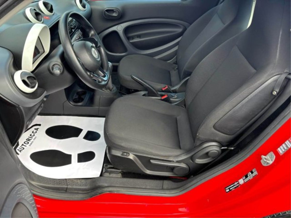 smart Fortwo 70 1.0 Urban (7)