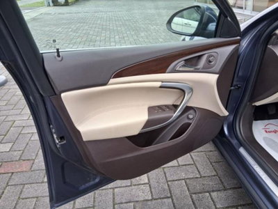 Opel Insignia Station Wagon CDTI 160CV Sports Cosmo (17)