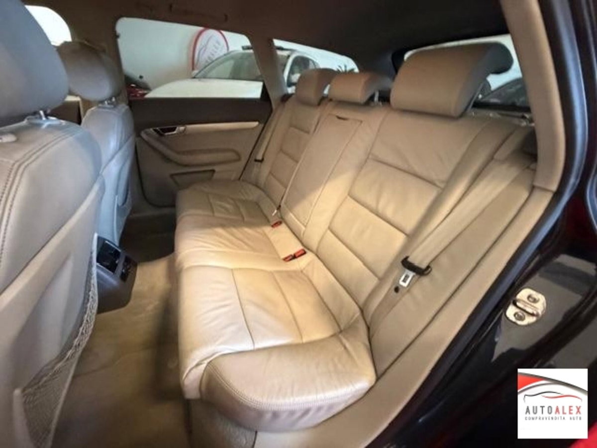 Audi A6 Avant 3.0 V6 TDI 240 CV F.AP. quattro tiptronic (14)