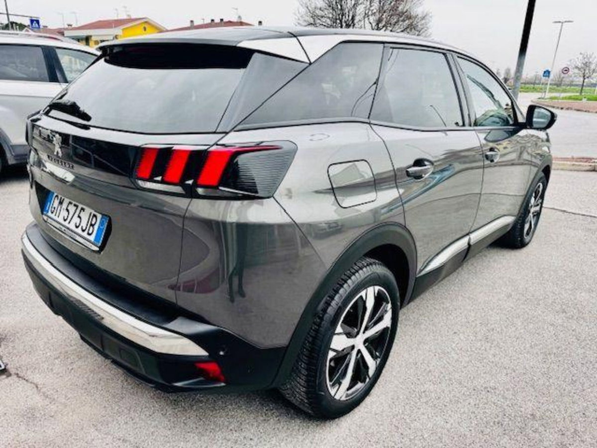 Peugeot 3008 BlueHDi 130 S&S EAT8 Allure Pack (4)