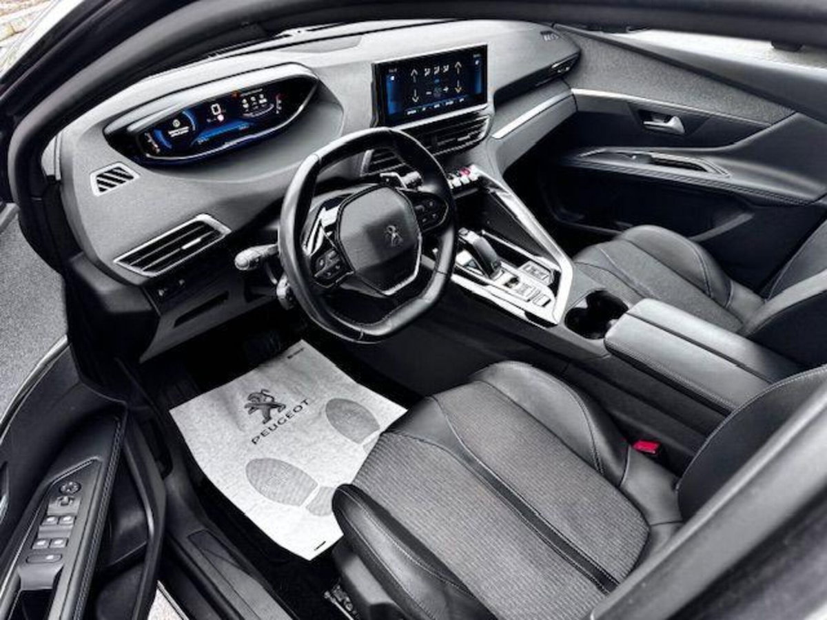 Peugeot 3008 BlueHDi 130 S&S EAT8 Allure Pack (6)