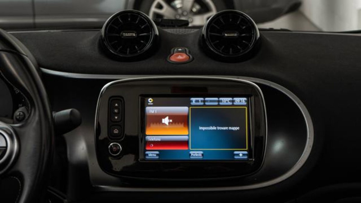 smart Fortwo Cabrio BRABUS 0.9 Turbo twinamic cabrio (4)