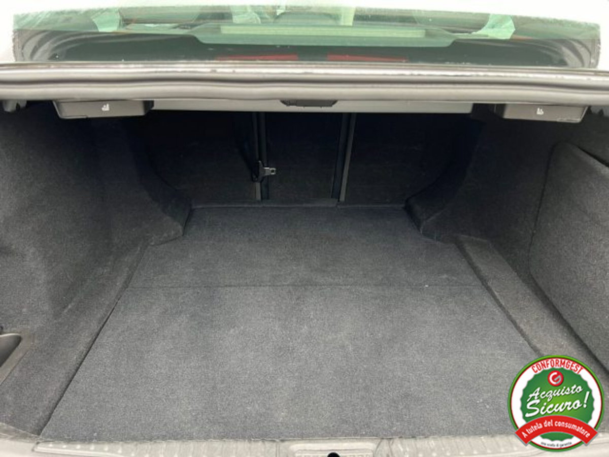 Alfa Romeo Giulia 2.2 Turbodiesel 160 CV AT8 Super (10)