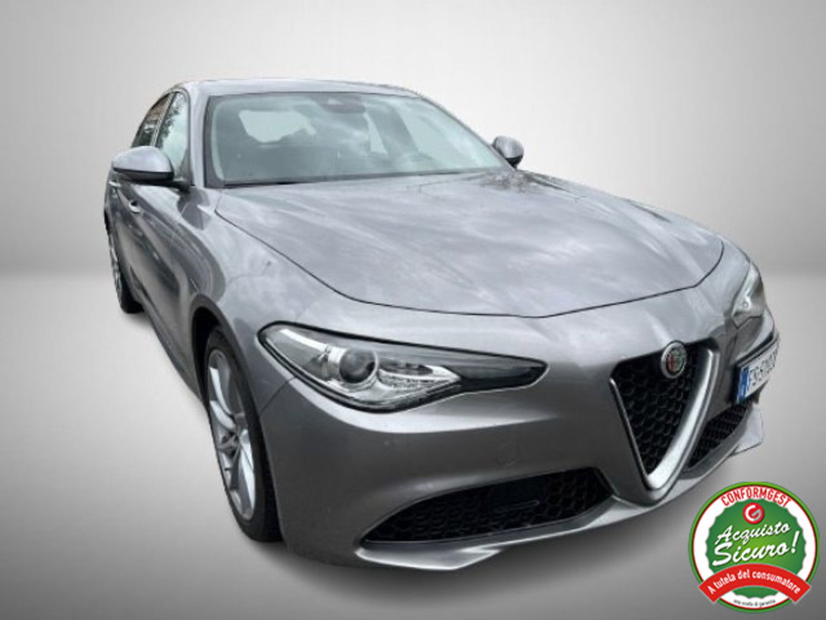 Alfa Romeo Giulia 2.2 Turbodiesel 160 CV AT8 Super (2)