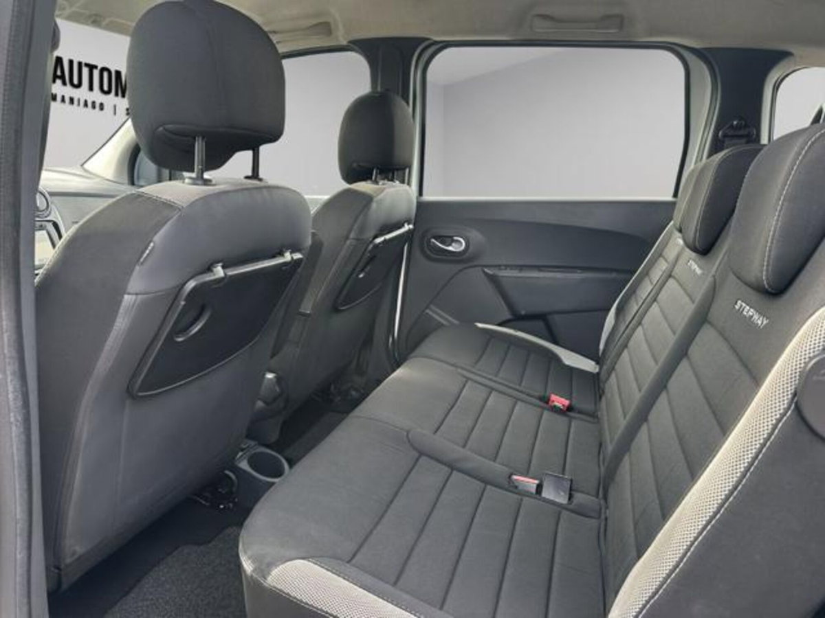 Dacia Lodgy Stepway 1.5 Blue dCi 8V 115CV 7 posti (12)