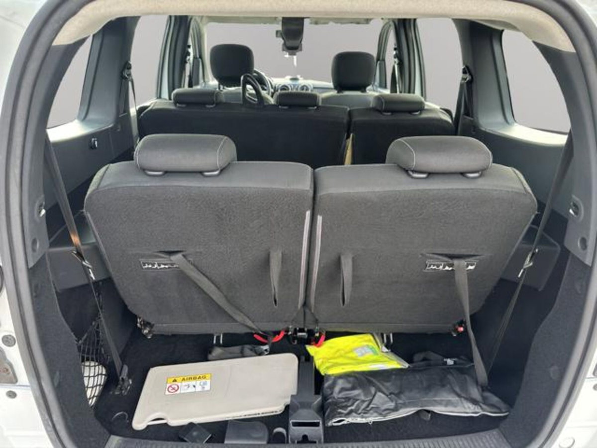 Dacia Lodgy Stepway 1.5 Blue dCi 8V 115CV 7 posti (14)