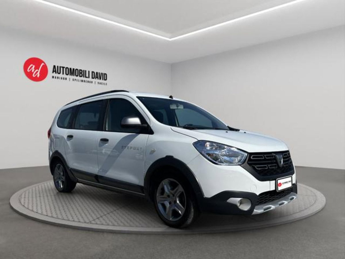 Dacia Lodgy Stepway 1.5 Blue dCi 8V 115CV 7 posti (2)