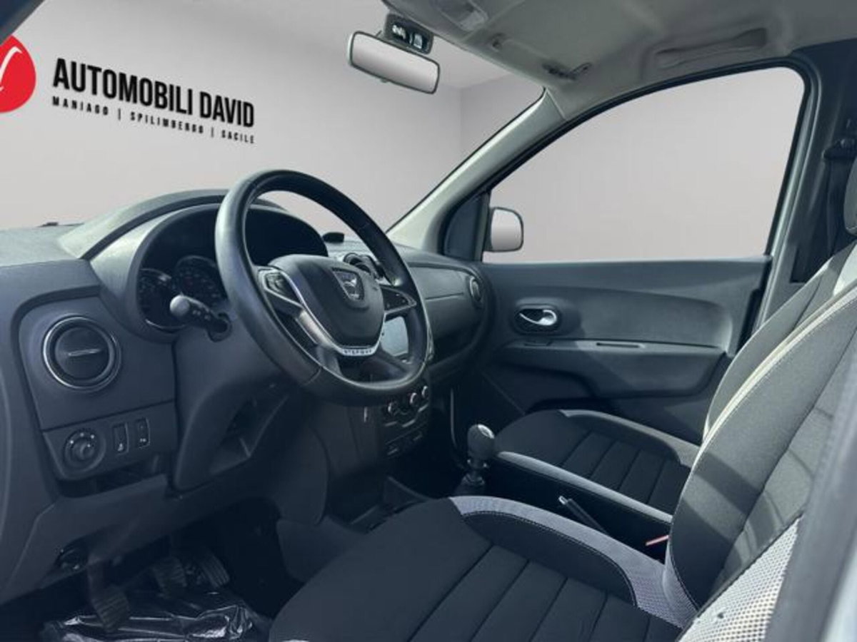 Dacia Lodgy Stepway 1.5 Blue dCi 8V 115CV 7 posti (7)