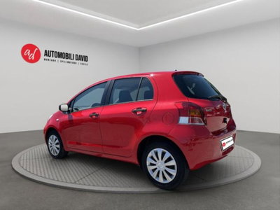 Toyota Yaris 1.0 5 porte (3)