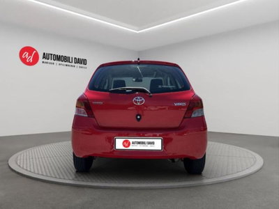 Toyota Yaris 1.0 5 porte (6)