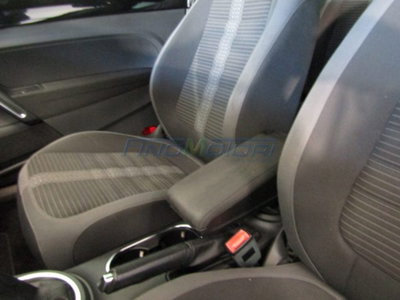 Volkswagen Maggiolino 1.4 TSI Sport (9)