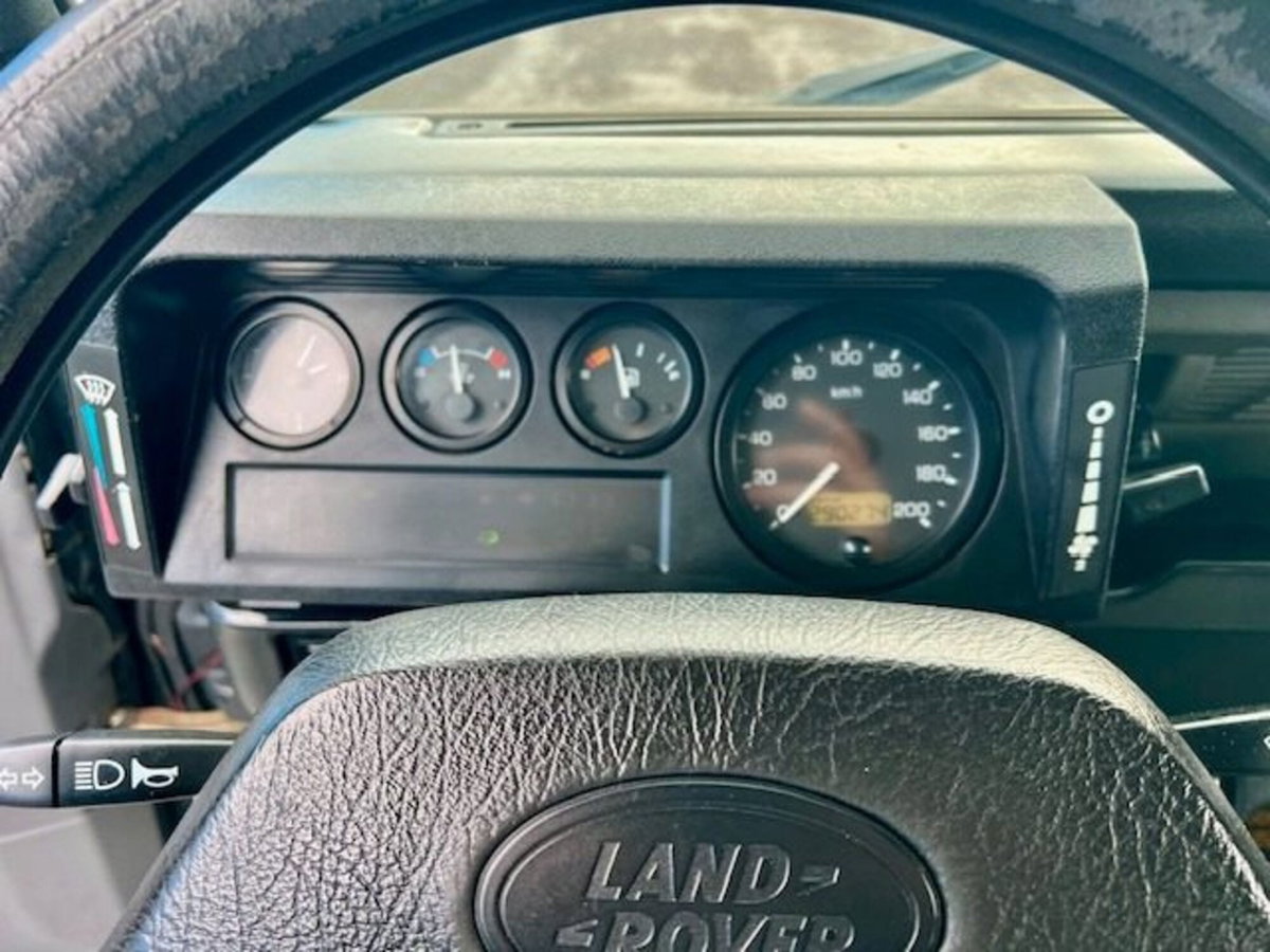 Land Rover Defender 110 2.5 Td5 cat CrewCab S (14)