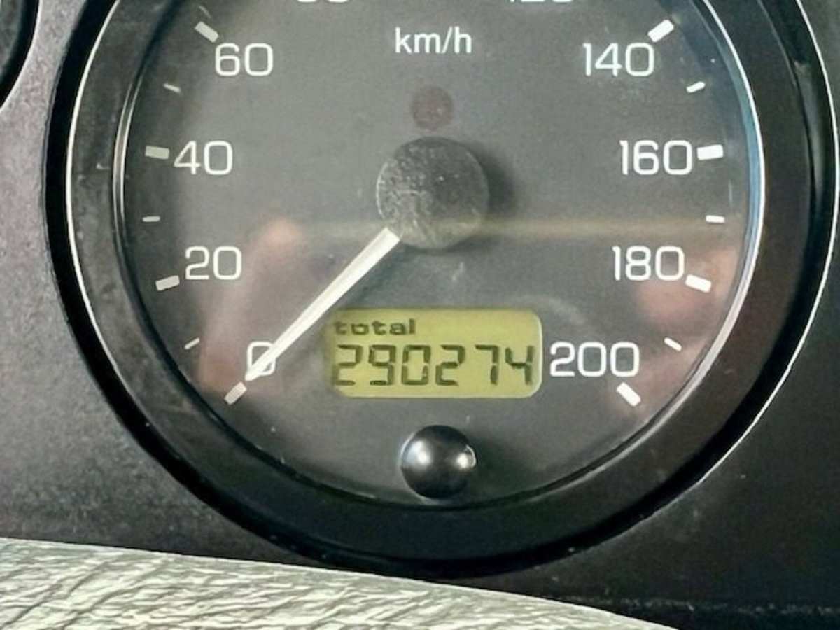Land Rover Defender 110 2.5 Td5 cat CrewCab S (15)