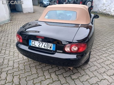 Mazda MX-5 1.6i 16V cat (6)