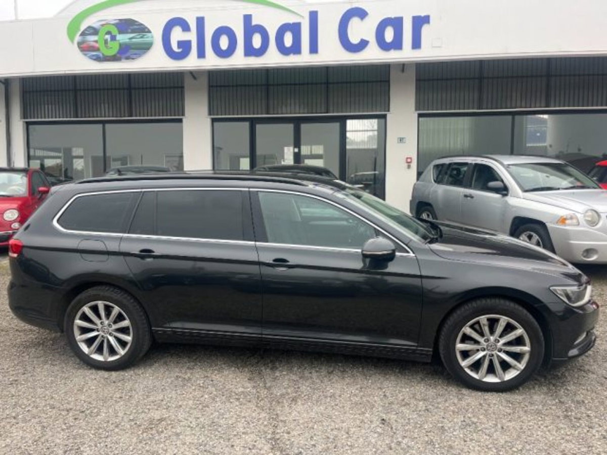 Volkswagen Passat Variant 2.0 TDI DSG Business BlueMotion Tech (3)