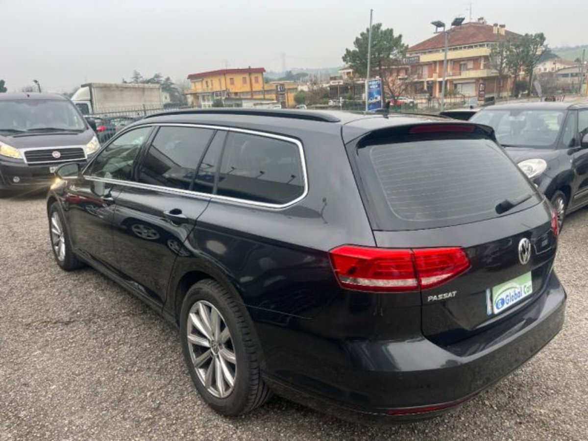 Volkswagen Passat Variant 2.0 TDI DSG Business BlueMotion Tech (6)