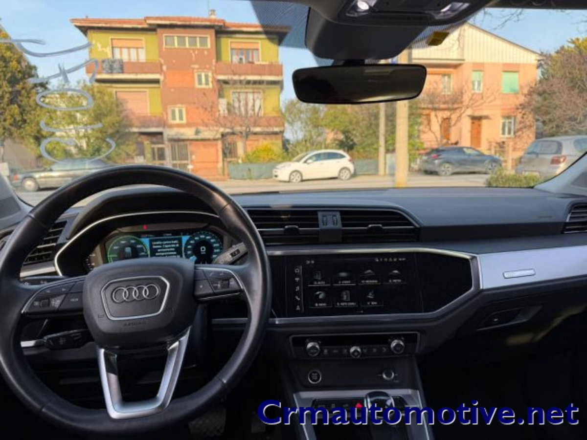 Audi Q3 Sportback 45 TFSI e S tronic Business Plus (8)