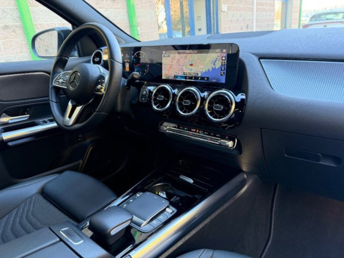 Mercedes-Benz GLA SUV 180 Automatic Sport (13)