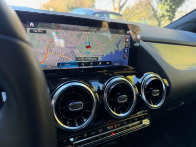 Mercedes-Benz GLA SUV 180 Automatic Sport (7)