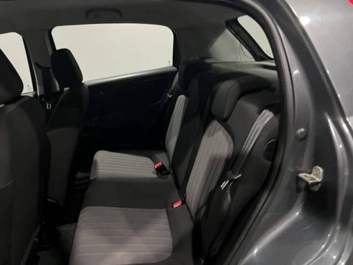 Fiat Punto 1.3 MJT II S&S 95 CV 5 porte Lounge (11)