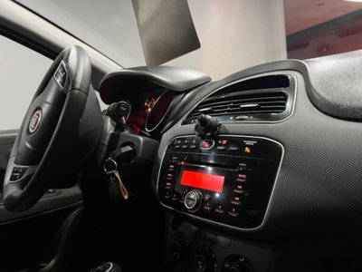Fiat Punto 1.3 MJT II S&S 95 CV 5 porte Lounge (8)