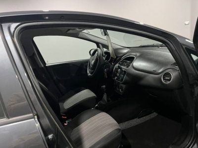 Fiat Punto 1.3 MJT II S&S 95 CV 5 porte Lounge (9)