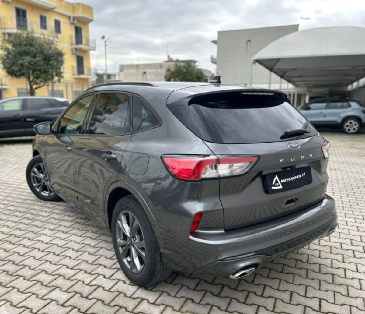 Ford Kuga 1.5 EcoBlue 120 CV 2WD ST-Line (4)