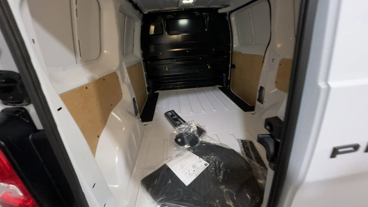 Peugeot Expert Furgone BlueHDi 120 S&S PL-TN Furgone Premium Standard (6)