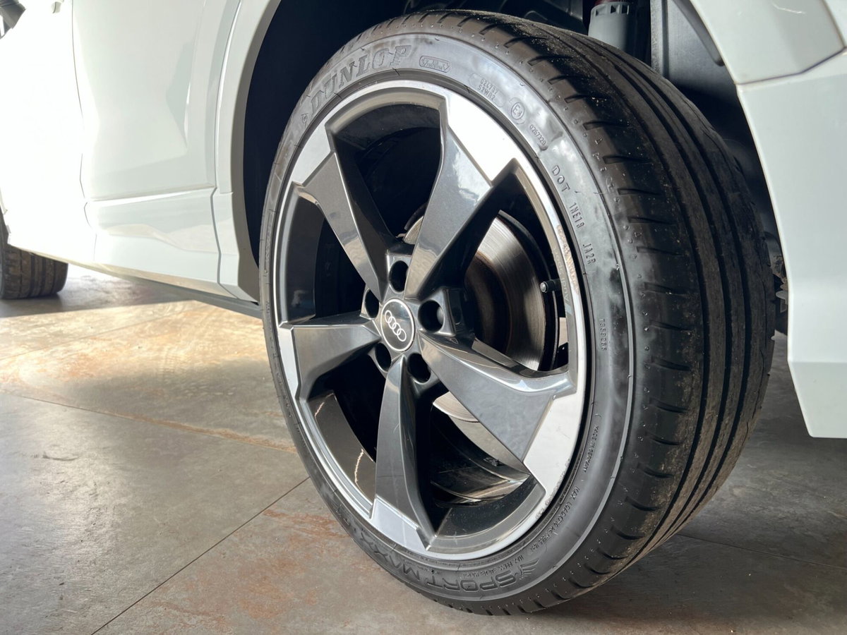 Audi Q2 Q2 35 TDI quattro S tronic S line Edition (6)