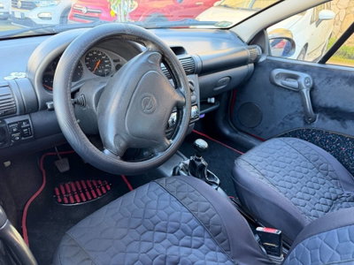 Opel Tigra 16V cat (7)