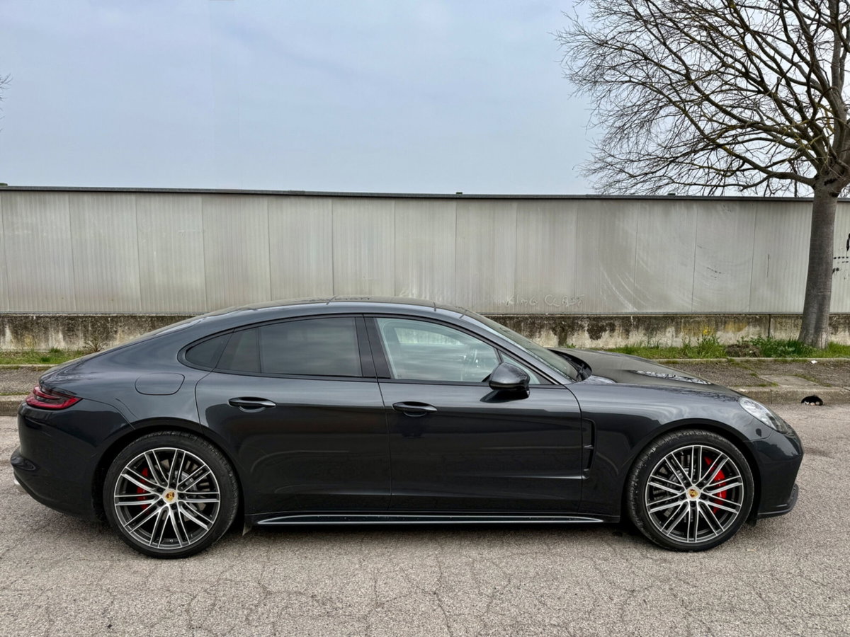 Porsche Panamera 4.0 Turbo Executive (2)