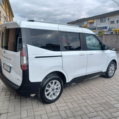 Ford Tourneo Courier 1.0 EcoBoost 100 CV Titanium (11)