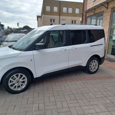 Ford Tourneo Courier 1.0 EcoBoost 100 CV Titanium (14)