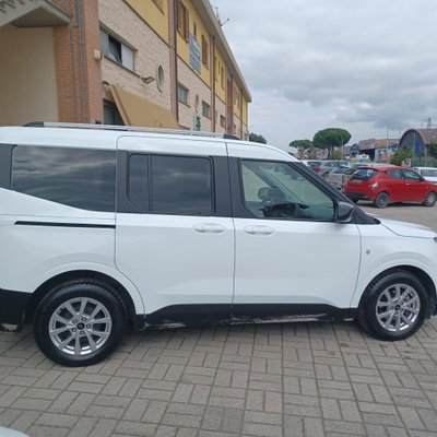 Ford Tourneo Courier 1.0 EcoBoost 100 CV Titanium (20)