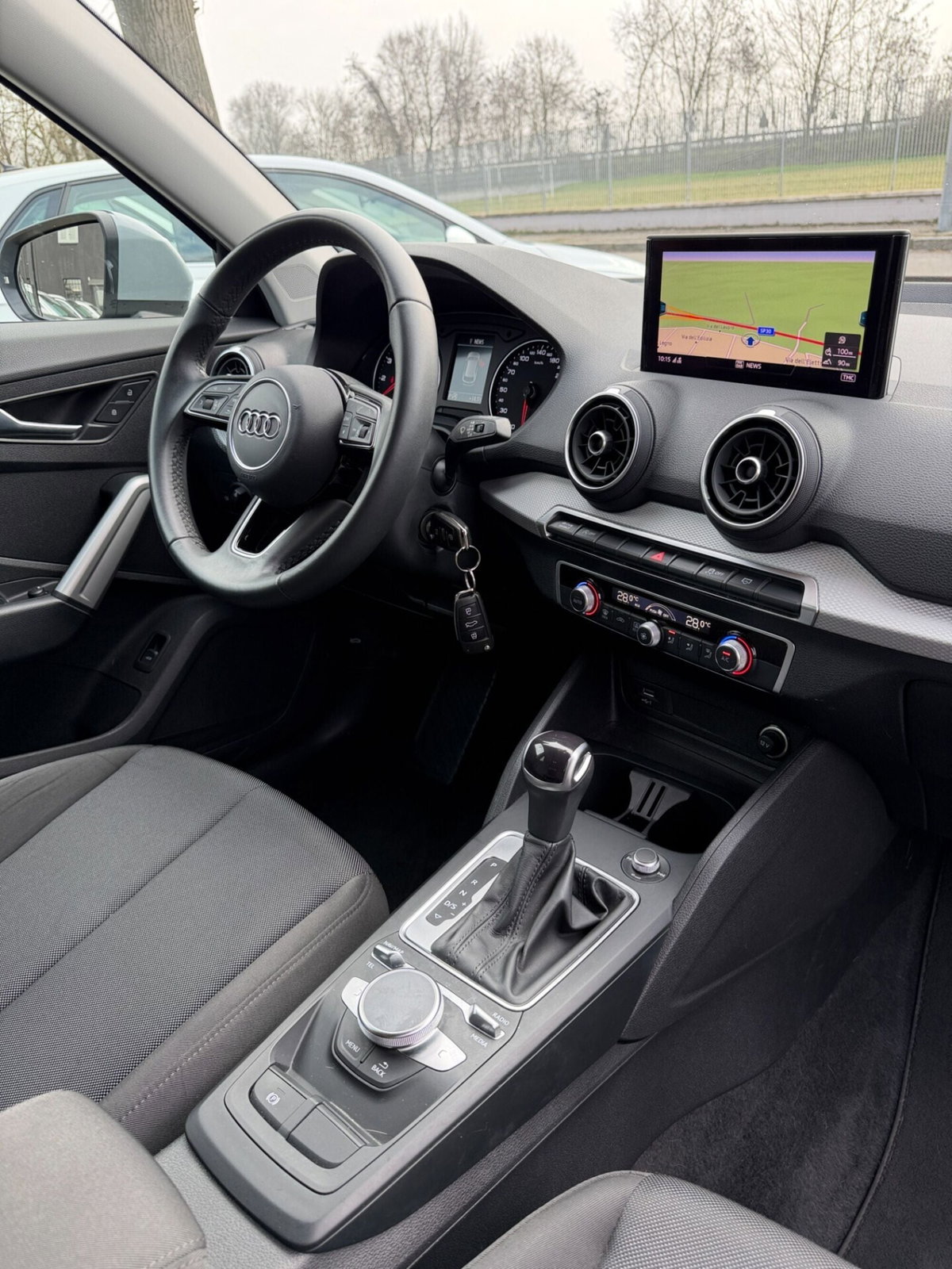 Audi Q2 Q2 35 TFSI S tronic Business (14)