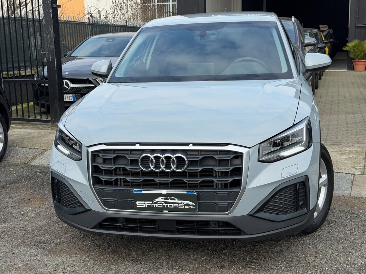 Audi Q2 Q2 35 TFSI S tronic Business (7)