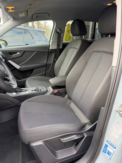 Audi Q2 Q2 35 TFSI S tronic Business (8)