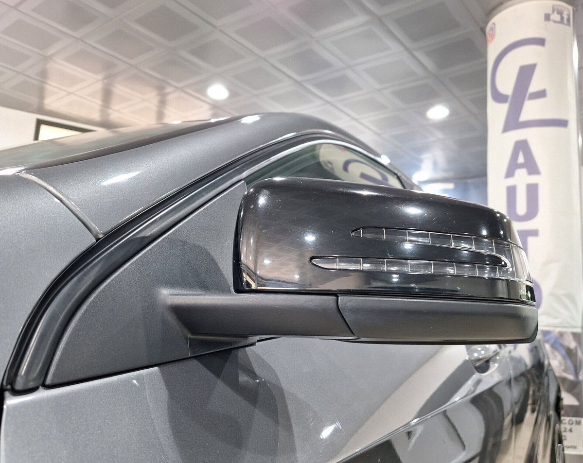Mercedes-Benz Classe A 200 CDI Automatic Night Edition (10)