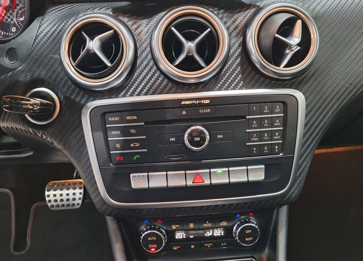 Mercedes-Benz Classe A 200 CDI Automatic Night Edition (18)