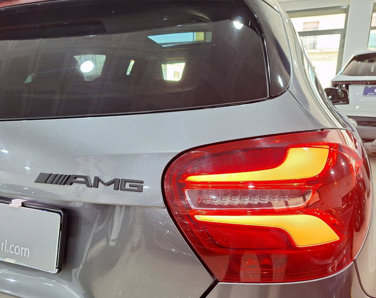 Mercedes-Benz Classe A 200 CDI Automatic Night Edition (2)