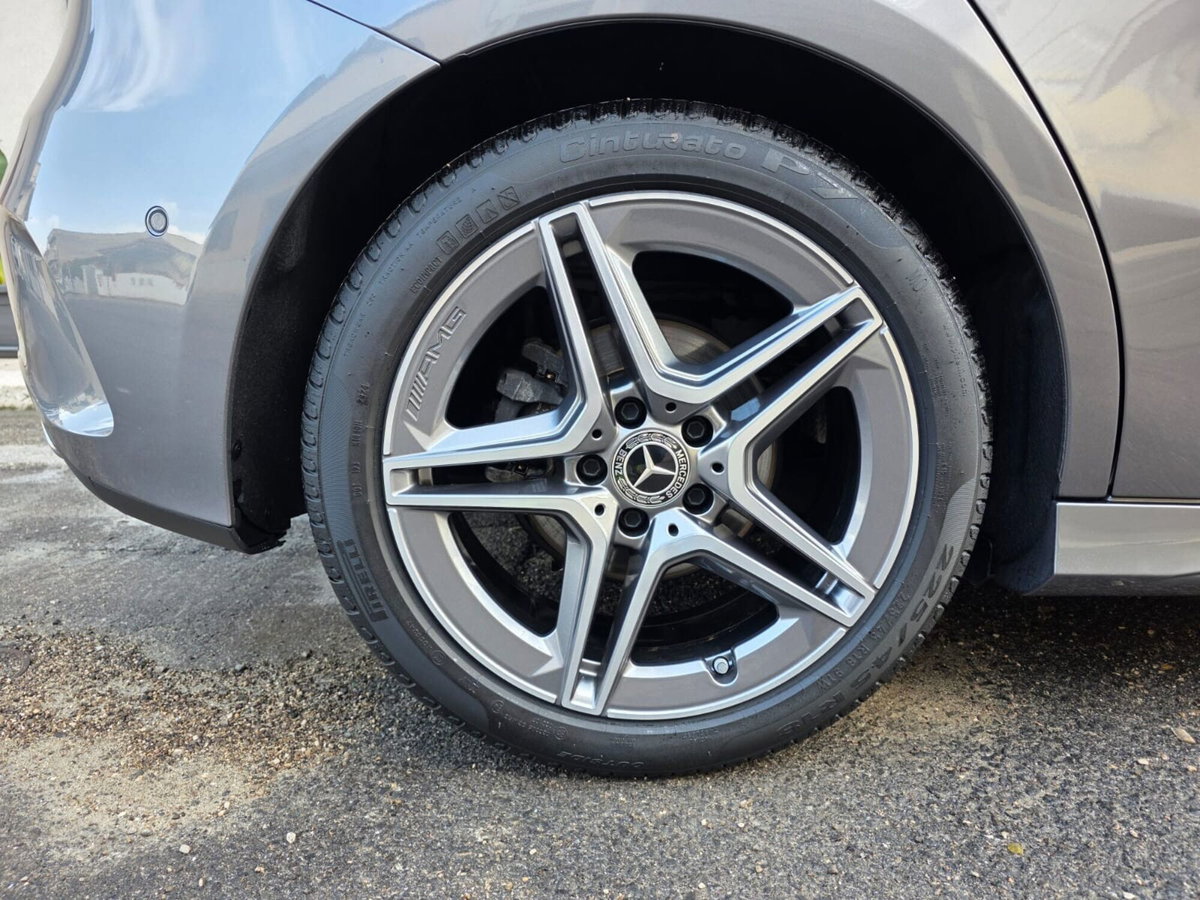 Mercedes-Benz Classe A 180 d Automatic Premium (20)