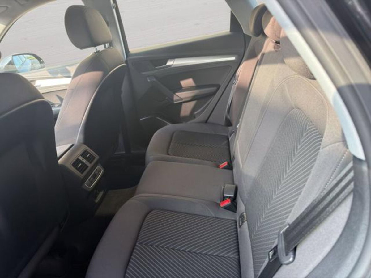 Audi Q5 35 TDI S tronic Business Advanced (6)