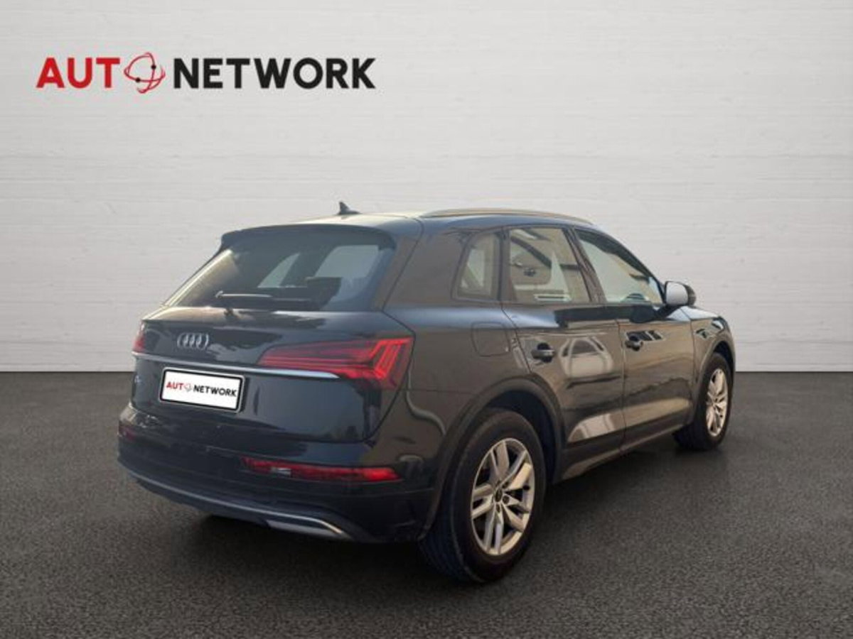 Audi Q5 35 TDI S tronic Business Advanced (2)